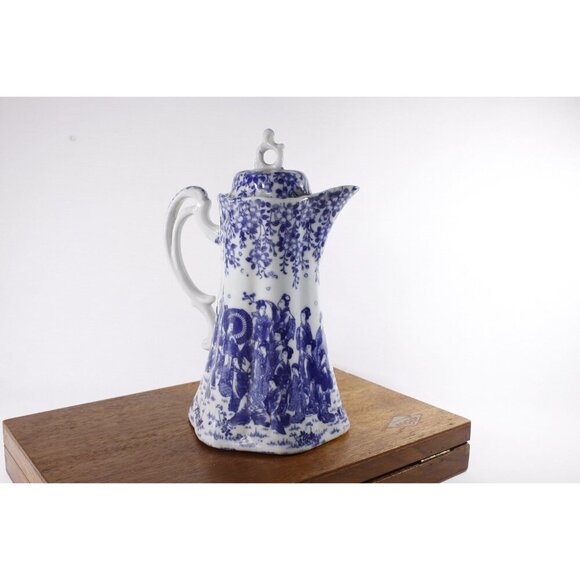 Vintage Japanese wine carafe, blue and white coffee pot, geishas kimono Sakura - Picture 4 of 10